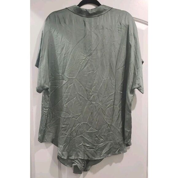 Threads 4 Thought Women's Sheena Sateen Button-Up Shirt Green XXL NWT - Picture 2 of 7